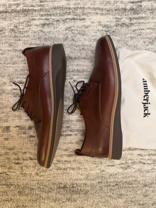 Amberjack The Original Full-Grain Leather Dress Shoe - Size 10 Wide main image 6